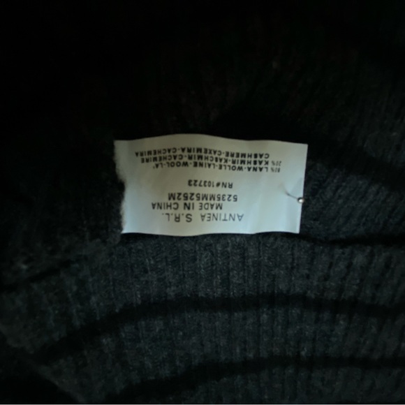 Gray Emporio Armani sweater with black stripes - Picture 8 of 11